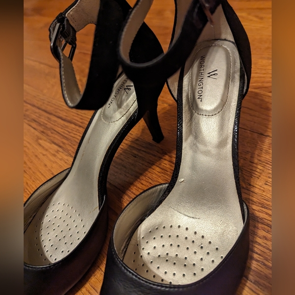 Worthington mixed media black classic vamp kitten heels - Picture 7 of 9